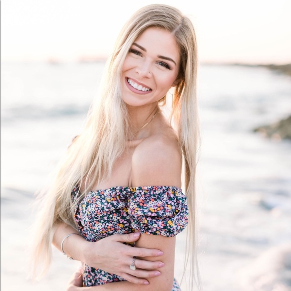 Meet your Posher, Lexi - Picture 1 of 1